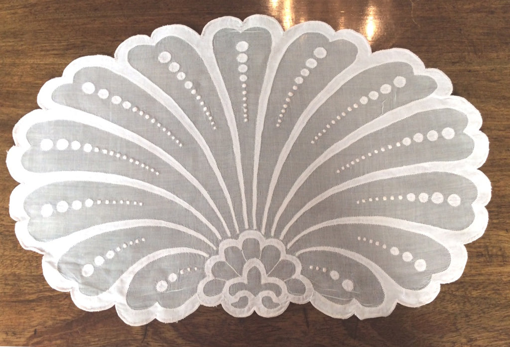 Placemats and Napkins: Appliqued Pink Organdy in Shell Pattern
