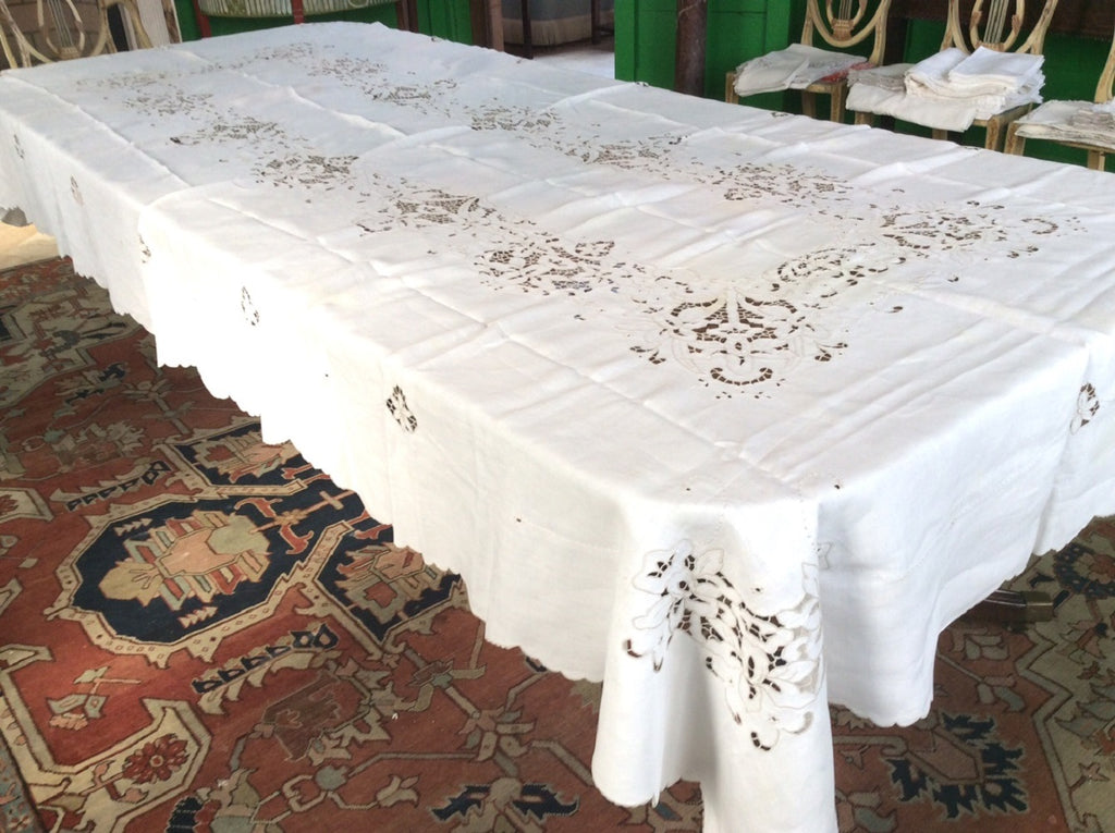 Banquet Cloth:  Ecru Handcut Linen
